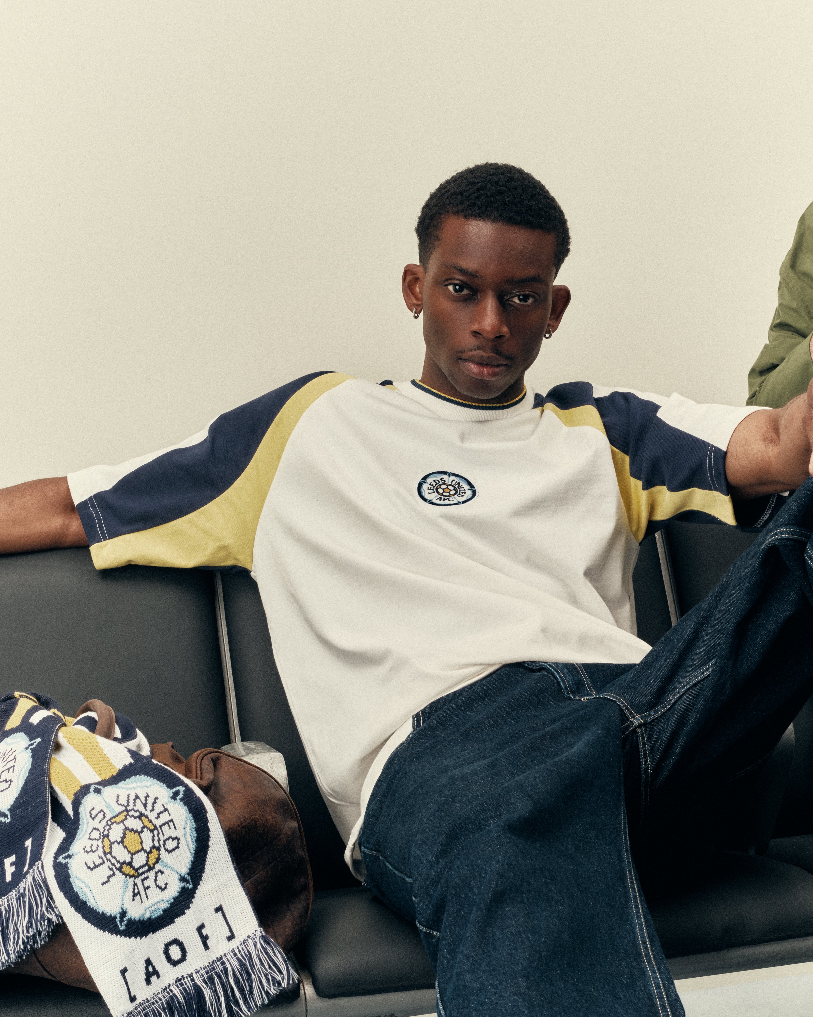 AOF x Leeds 90s Heavyweight Panelled T-shirt | Art of Football
